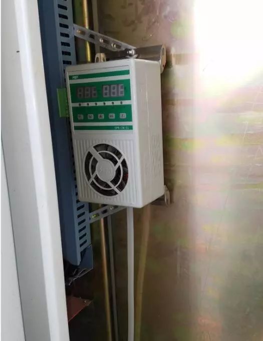 如何防潮和除濕海上電力設備(高電壓開關柜)?