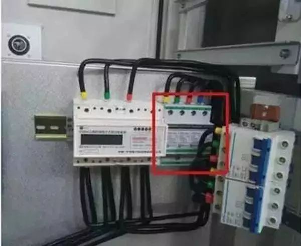配電箱內部結構詳細分析，誰看誰懂，學不求人！