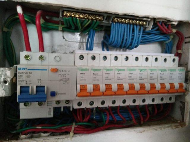 主頁配電箱 63A或40A,用于總漏電保護和空氣開關?讀完之后,我完全明白了!